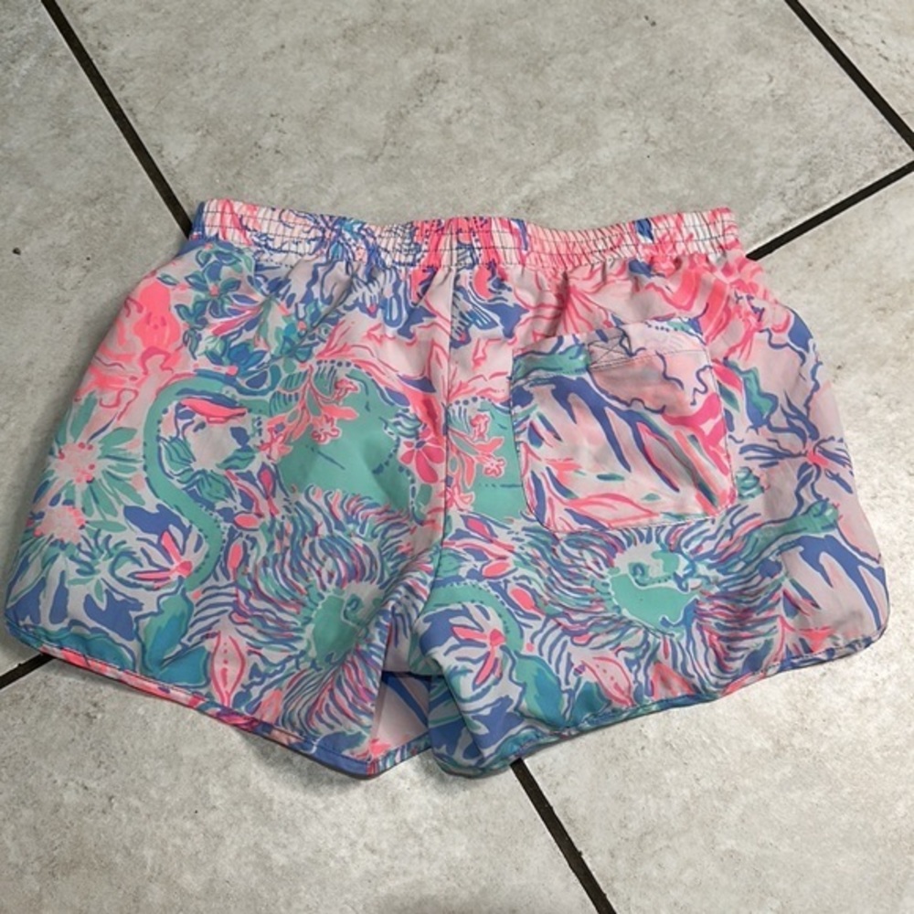 Lilly Pulitzer Luxletic Shorts size XS‎ - Picture 4 of 10